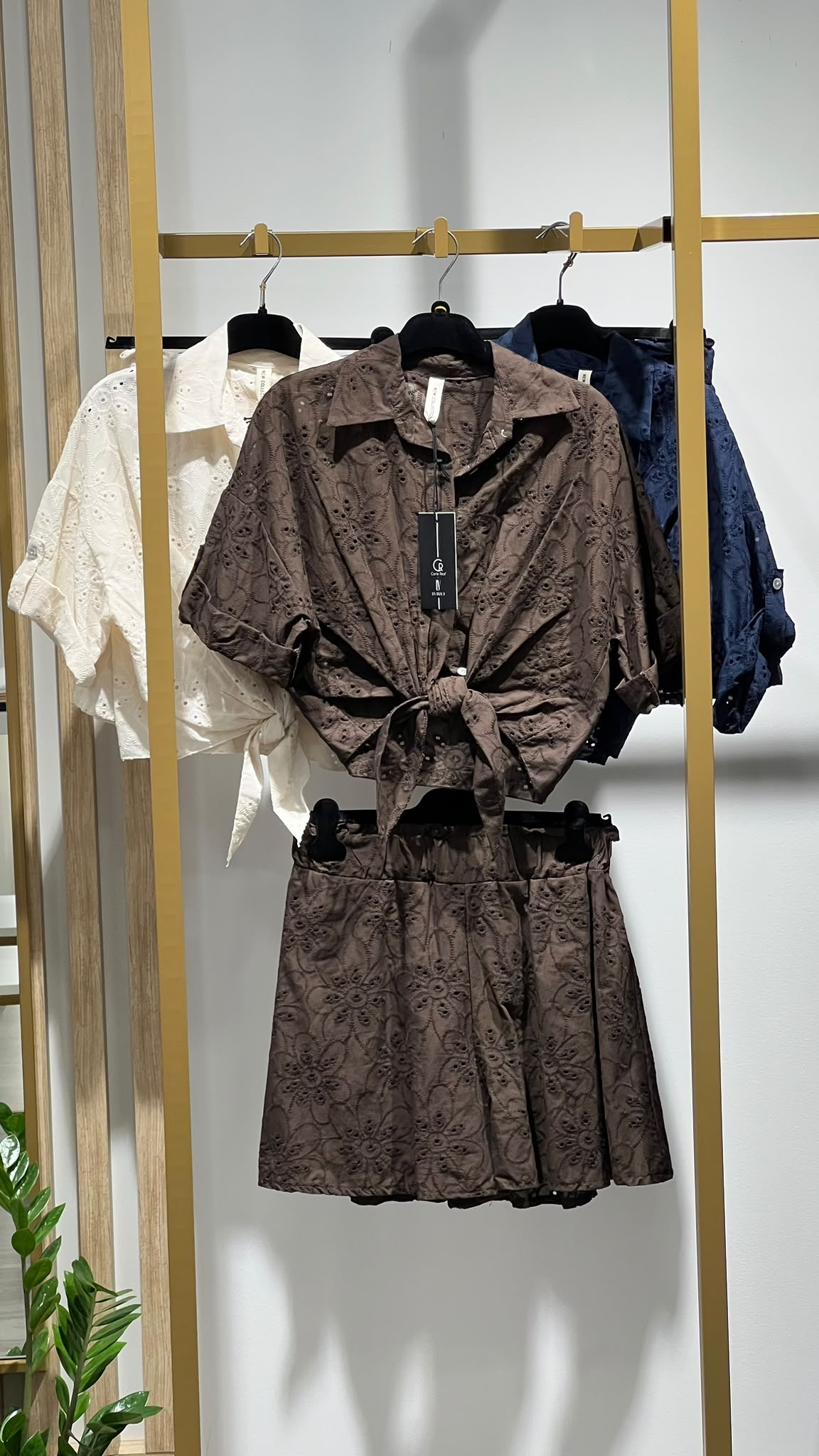 CONJUNTO CAMISA BORDADO