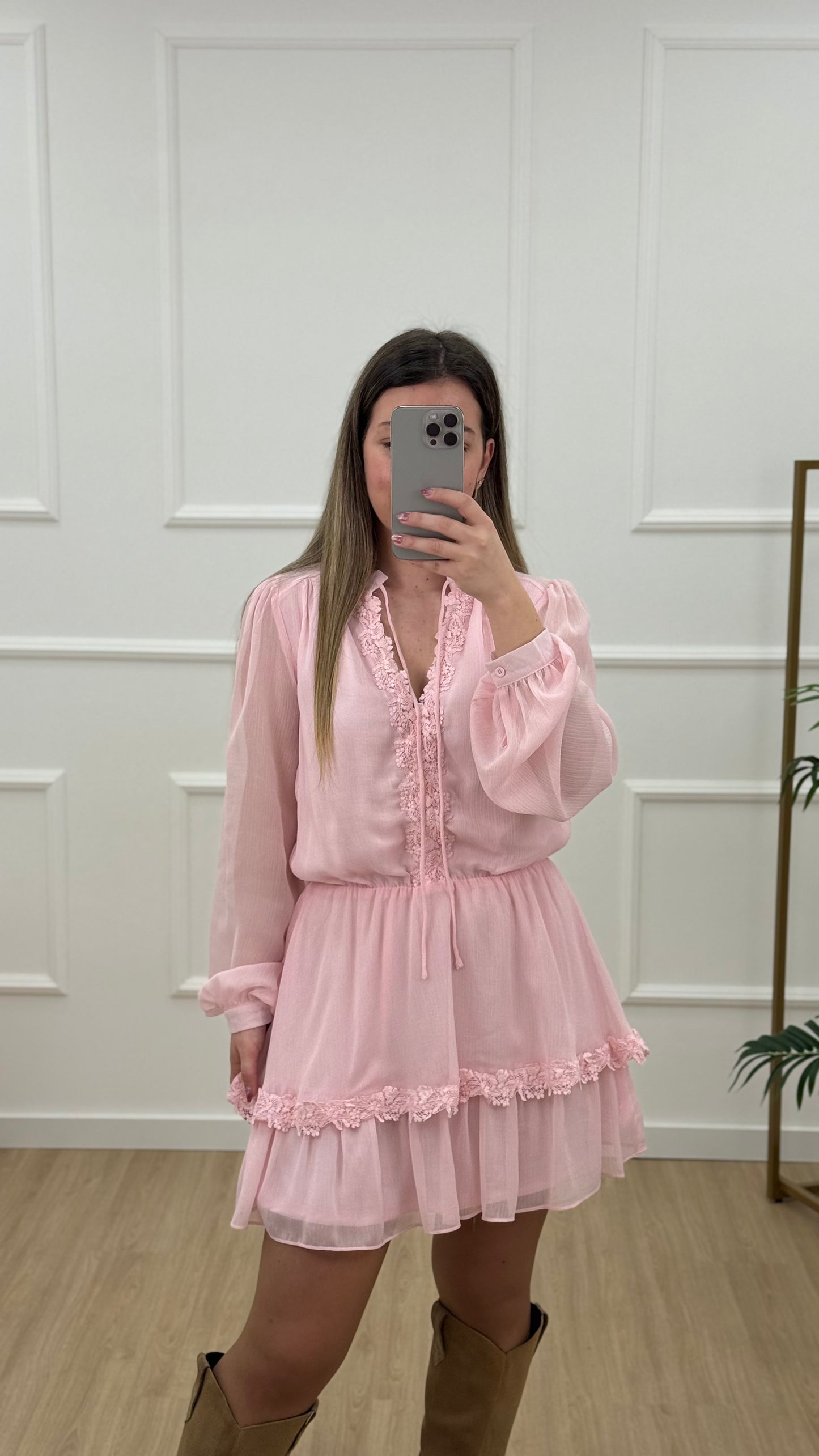 VESTIDO CURTO