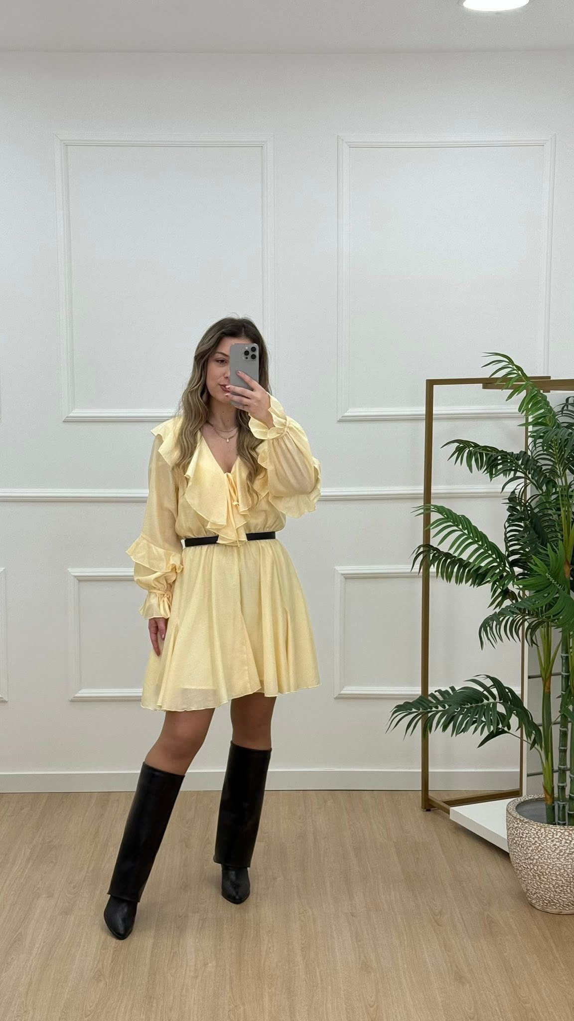 VESTIDO CURTO FOLHO