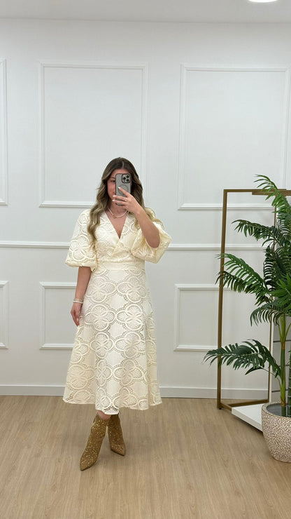 VESTIDO RENDADO