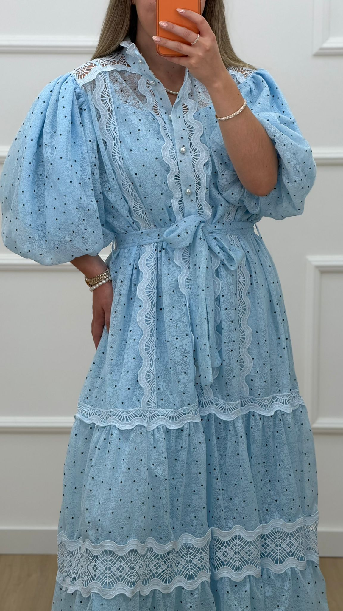 VESTIDO RENDADO