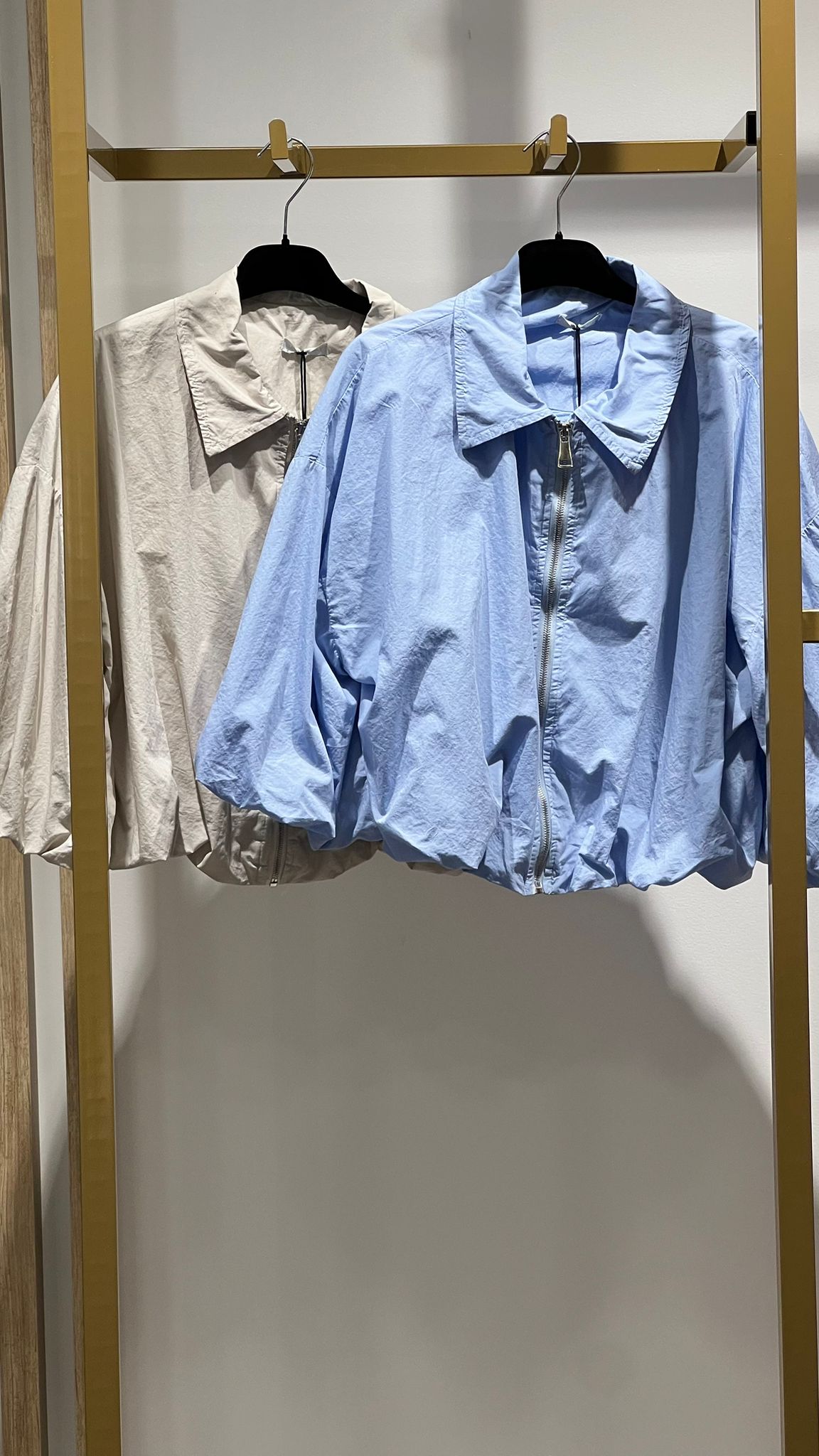 CASACA ESTILO BOMBER