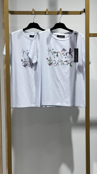 T-SHIRT
