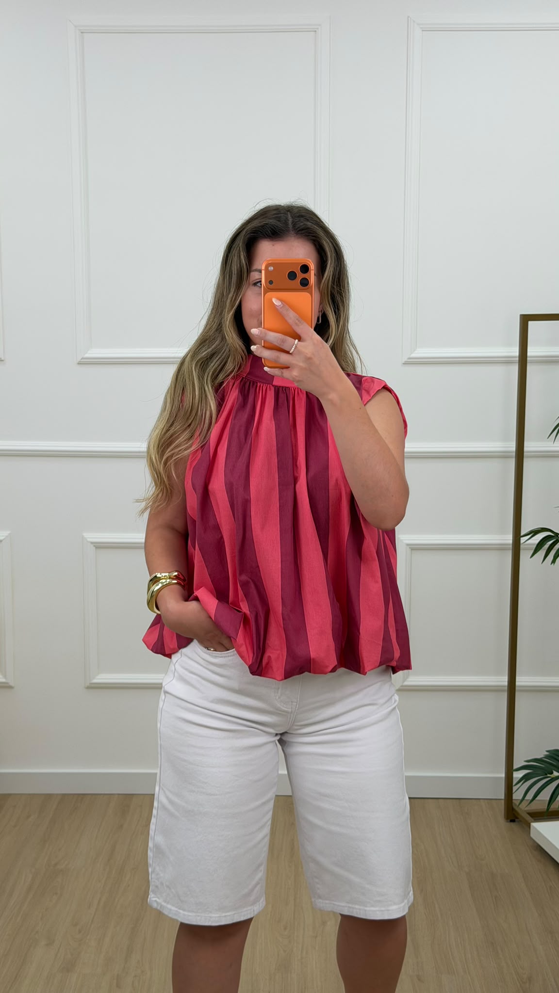 BLUSA