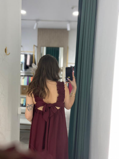 VESTIDO LAÇO COSTAS