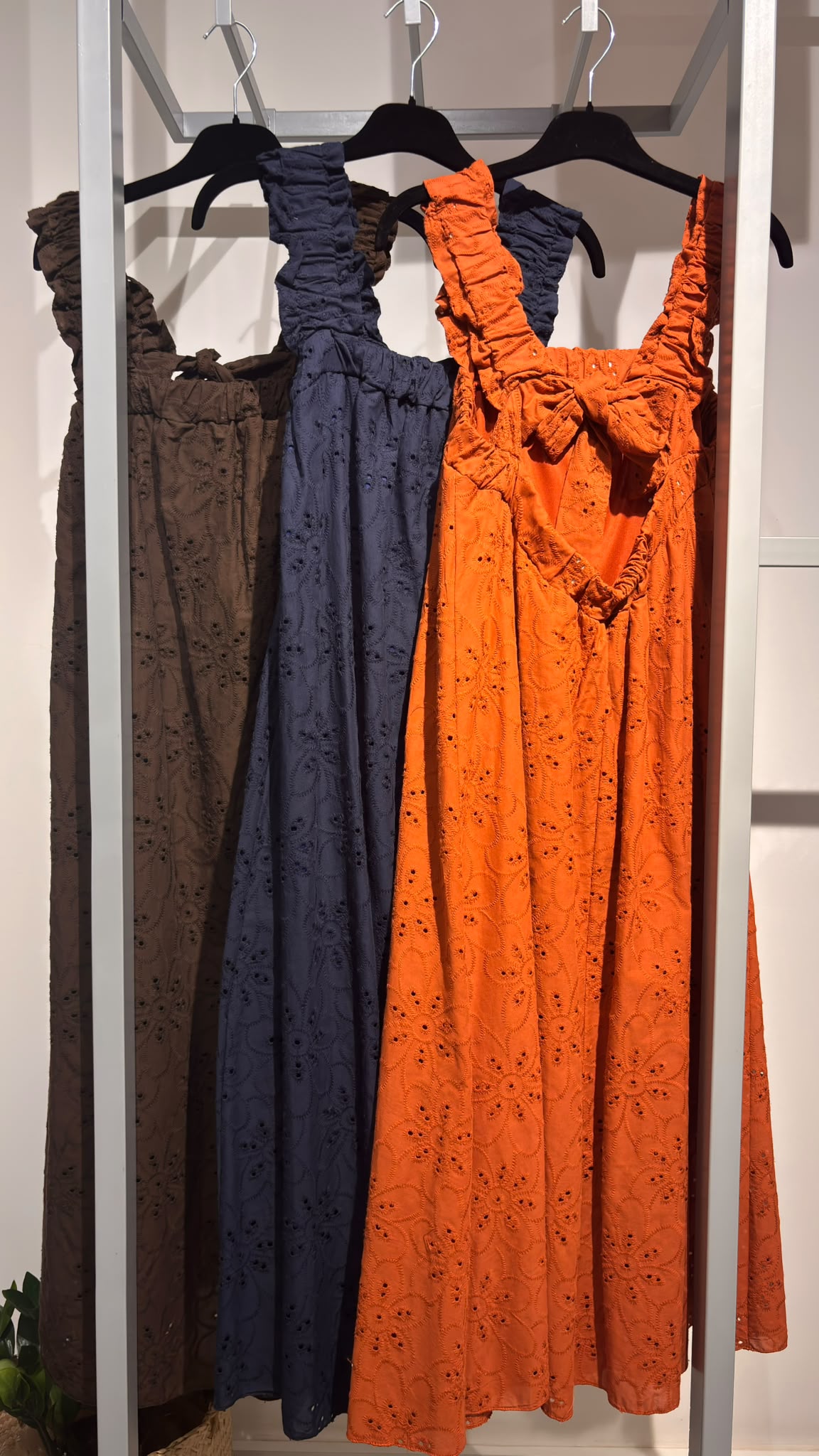 VESTIDO BORDADO INGLÊS